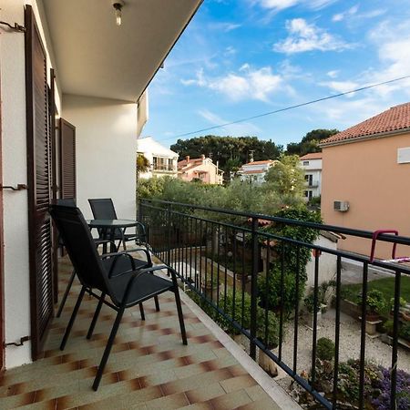 Apartment Beautiful Garden By Rent Istria Пореч Екстериор снимка